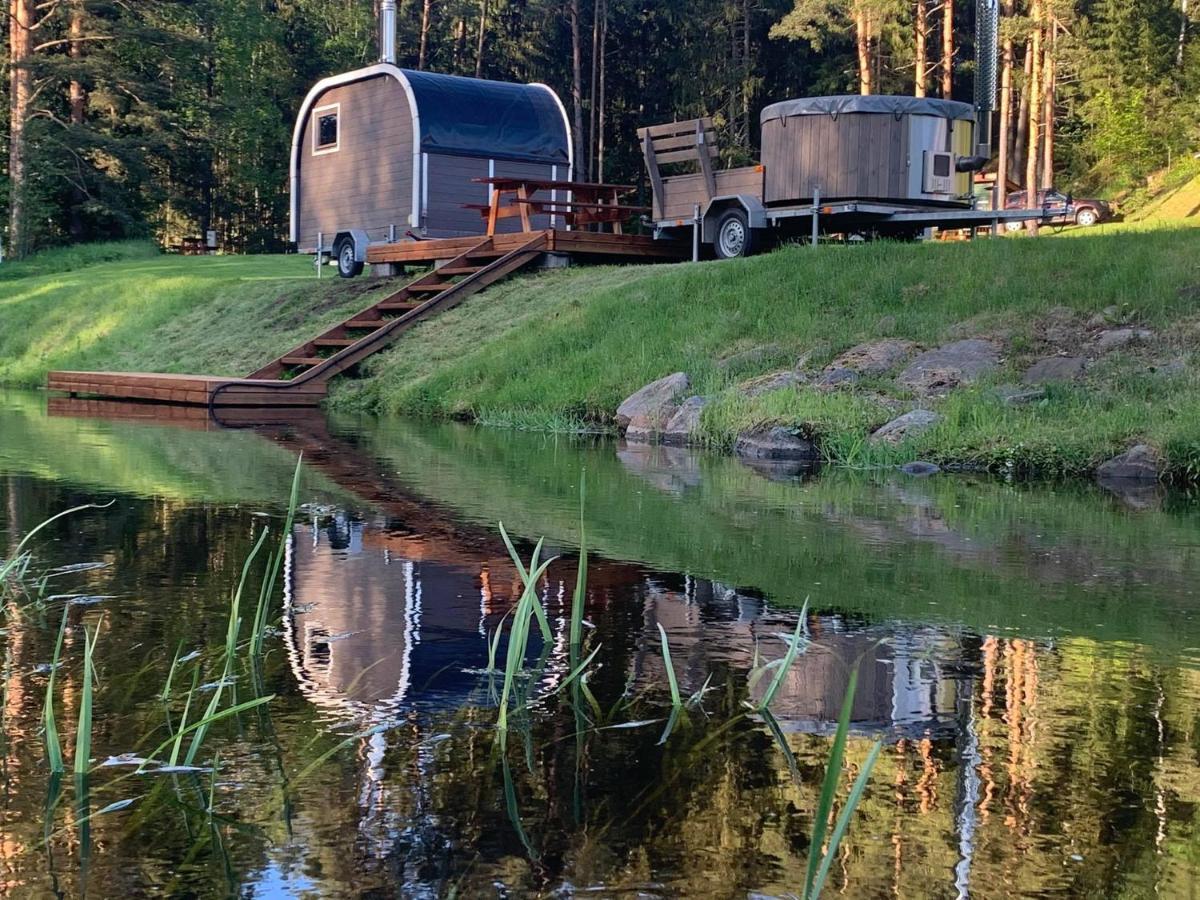 Orupohja Kaempingud Ja Telkimisala Hotel Põlva Buitenkant foto